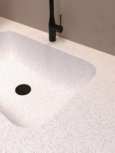 现代简约风格白色洗手盆