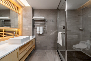 现代简约风浴室设计