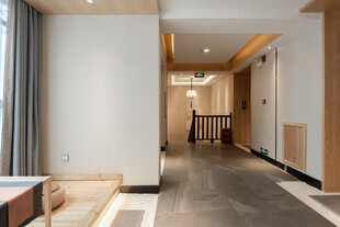 现代简约风室内走廊空间