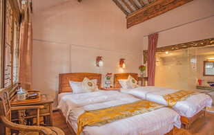 温馨中式风格的双床卧室