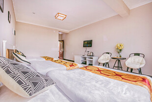 温馨简约风卧室室内场景