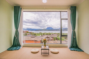 窗边休闲空间 视野开阔