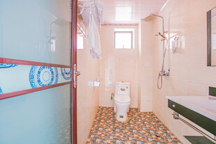 简约风格卫生间内部展示