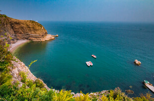 静谧的蓬莱阁海湾