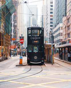 香港街头的双层有轨电车