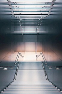 未来感科幻风的空旷通道