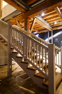 木质室内楼梯设计展示