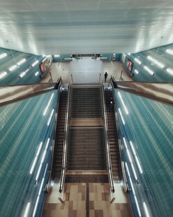 室内自动扶梯场景展示