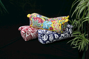 多彩抱枕尽显独特风格