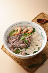 鲜虾牛肉汤面