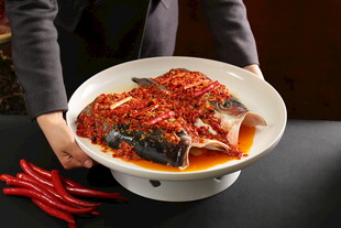剁椒鱼头美食特写