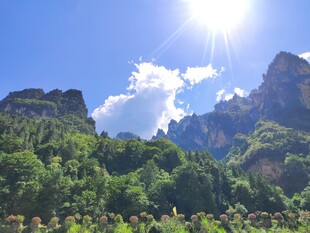 朝天吼漂流景区