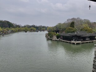 江南水乡湖畔美景