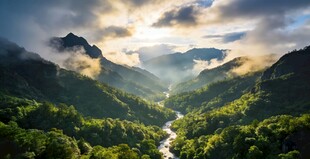 山间河谷的壮丽自然风光