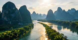 漓江山水美景如画