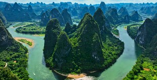 秀丽漓江山水风光图