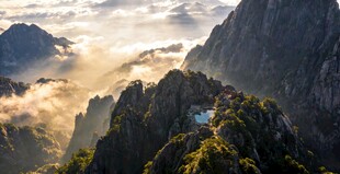 黄山壮丽山景日出云海奇观