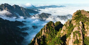黄山壮丽山景云海奇观