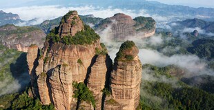 龙川霍山壮丽丹霞地貌奇景