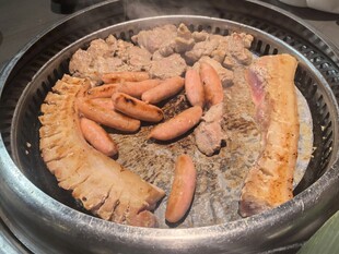 海鲜肉类火锅拼盘