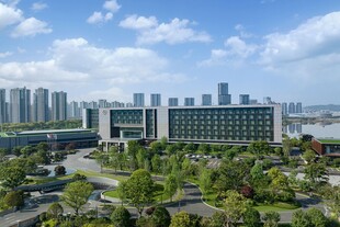 城市中的现代化建筑群