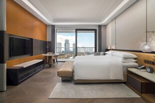 现代简约风豪华卧室