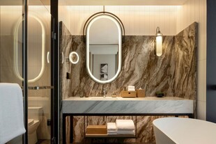 现代简约风浴室洗手台设计