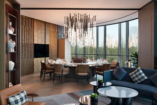 现代简约风格豪华客厅样板间