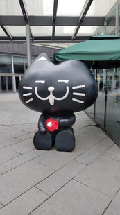 成都太古里黑猫雕塑