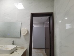 简约现代风格的浴室一角
