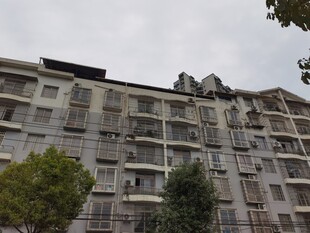 老旧居民楼外观景象