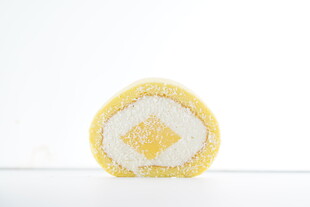 美味夹心蛋糕卷