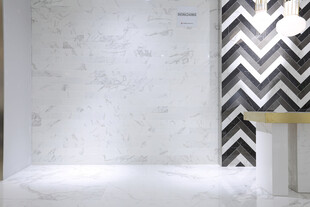 简约灰白系室内空间一角