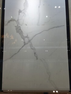 白色大理石纹理瓷砖展示