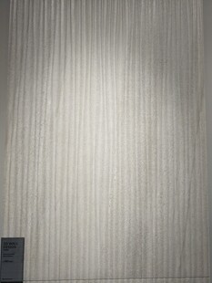 简约竖纹墙面装饰效果