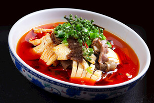 香辣美味毛血旺