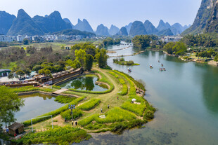 亚洲中国广西桂林阳朔遇龙河风光