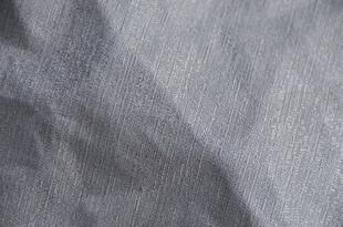 灰色褶皱布料纹理特写