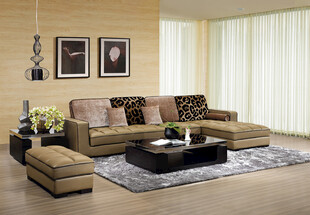 现代风格舒适客厅一角