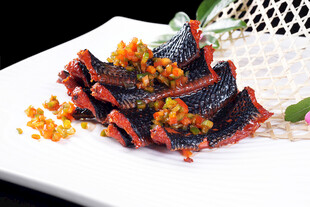香辣海茸美食摆盘