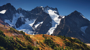 壮丽雪山风光