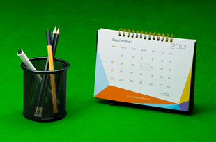 台历与文具的清新办公组合