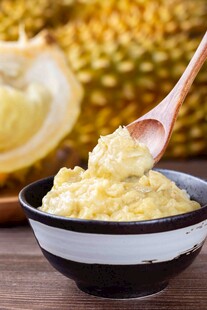 碗中美味榴莲果肉