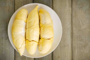 盘中美味榴莲果肉