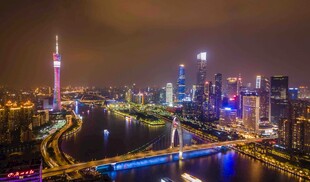 广州璀璨夜景俯瞰