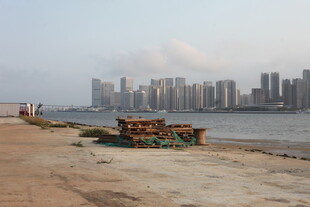 湛江海滨城市风光与岸边景象