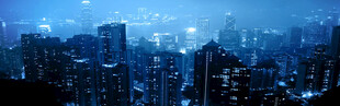 夜幕下的繁华都市景观