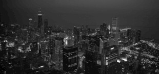 夜幕下的繁华都市景观