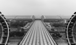 俯瞰宏伟建筑景观