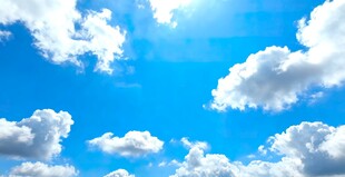 晴朗蓝天白云悠悠